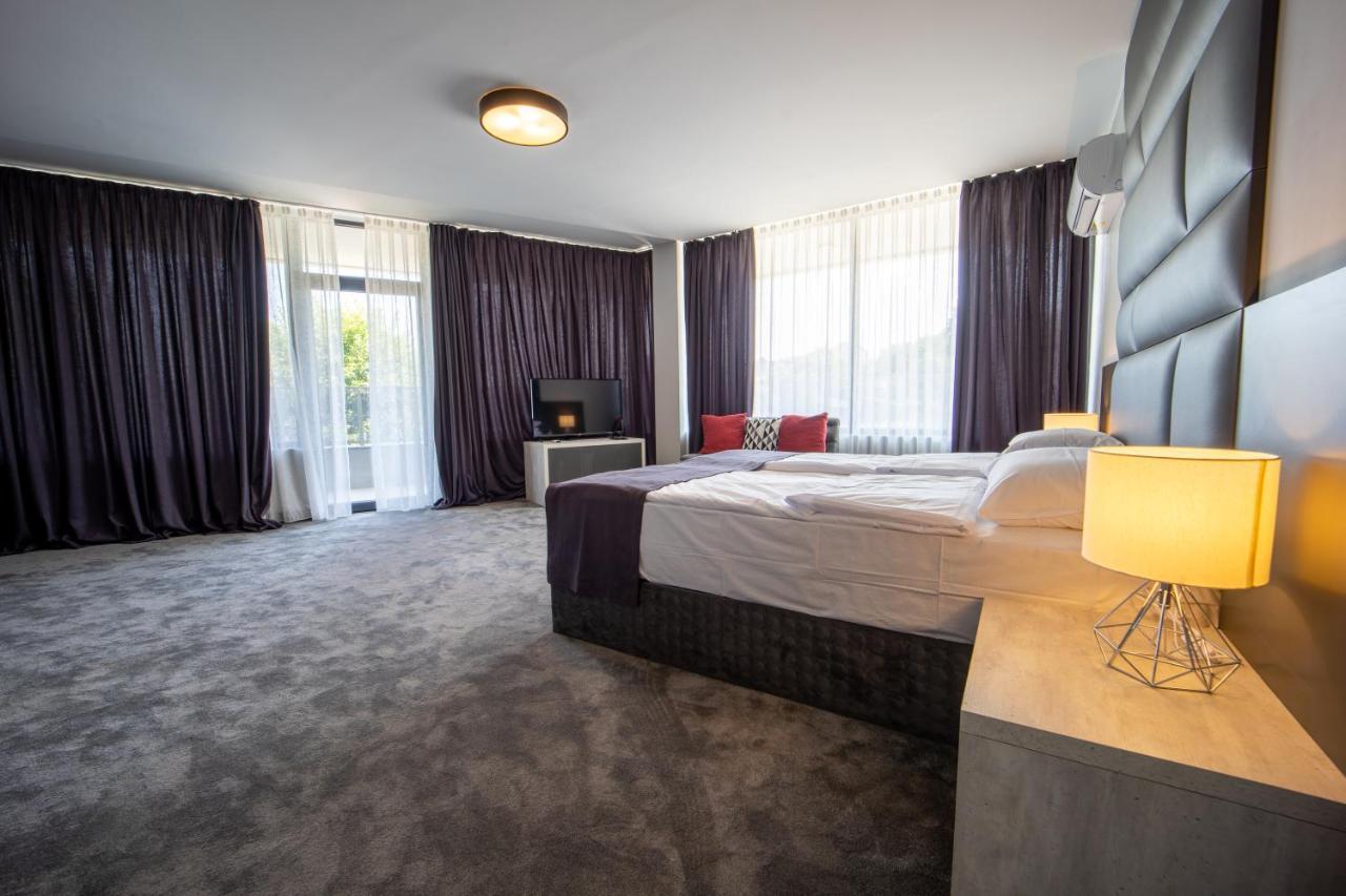 Hotel Caesar 2 Kŭrdzhali المظهر الخارجي الصورة